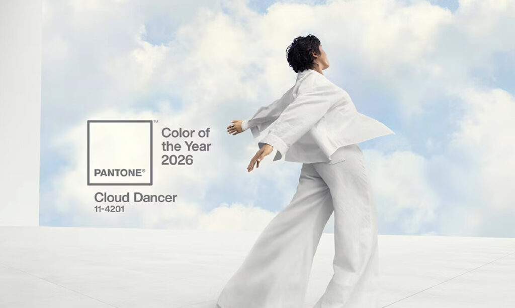 斐品整合行銷公關顧問有限公司｜2026 PANTONE年度代表色「雲上舞白」：從時尚、美妝到家居的品牌設計與行銷攻略